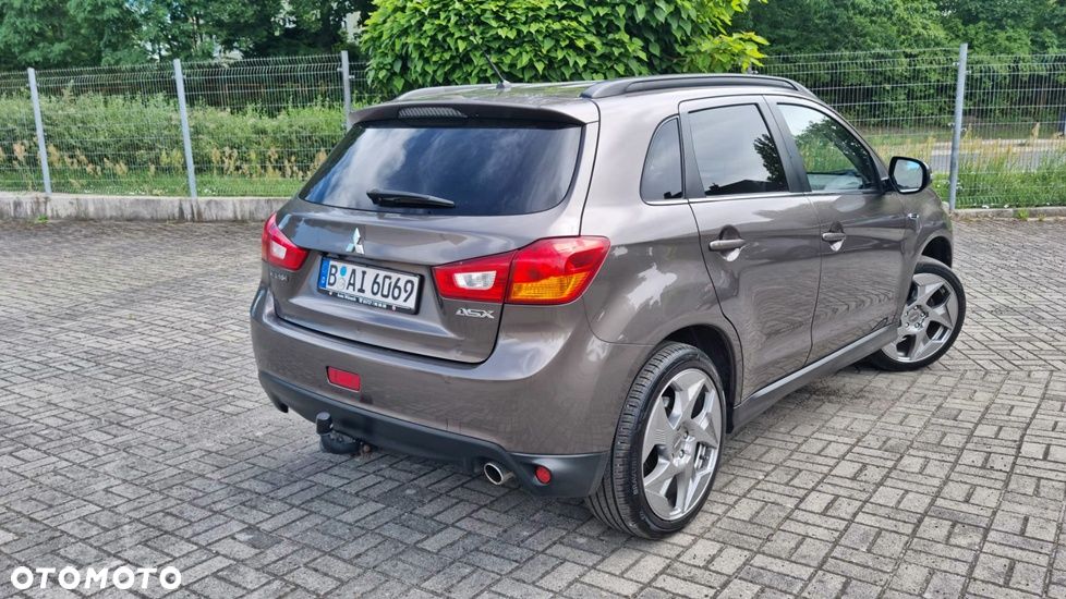 Mitsubishi ASX 1.8 DI-D 2WD Diamant Edition - 4