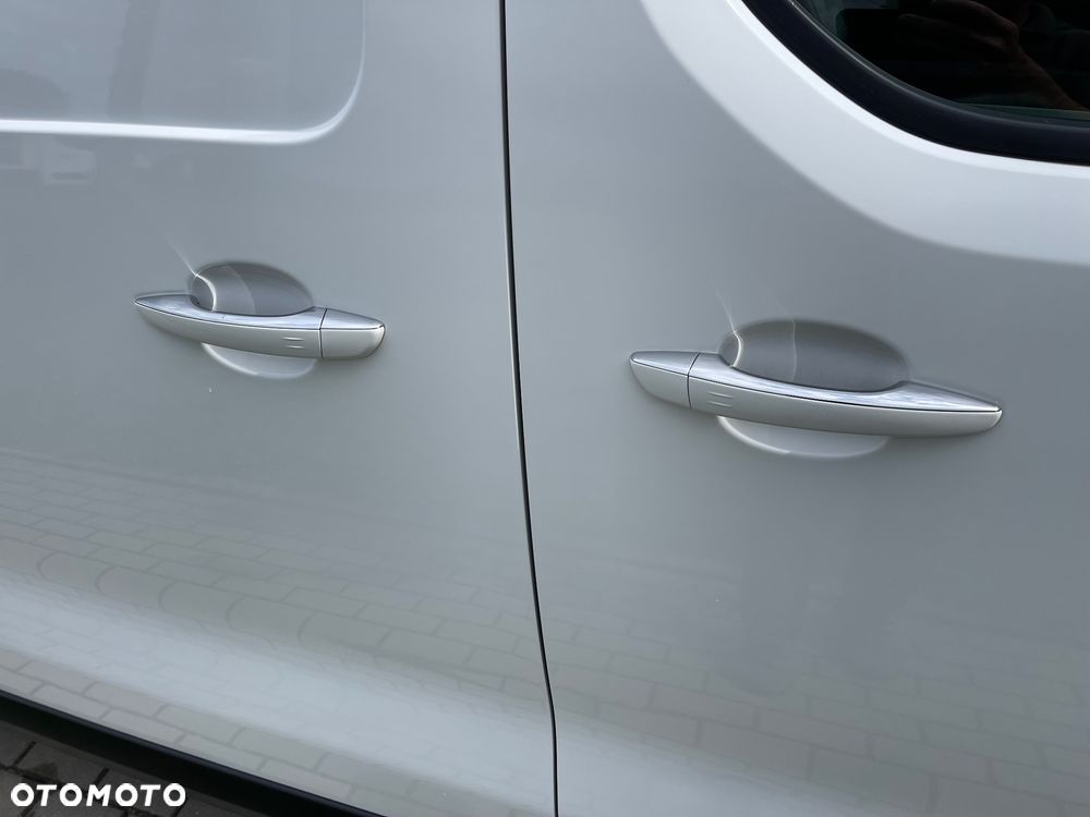 Opel Vivaro - 36