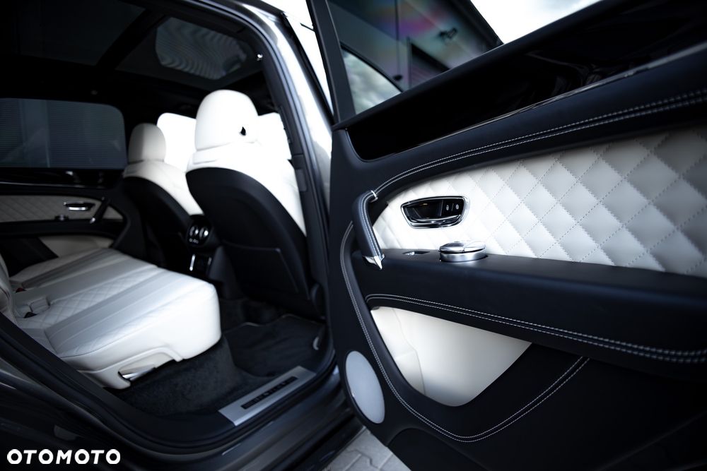 Bentley Bentayga W12 - 17