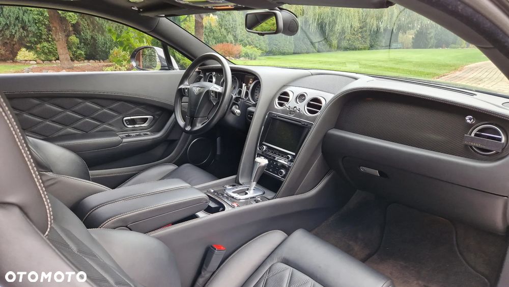 Bentley Continental GT Speed - 12