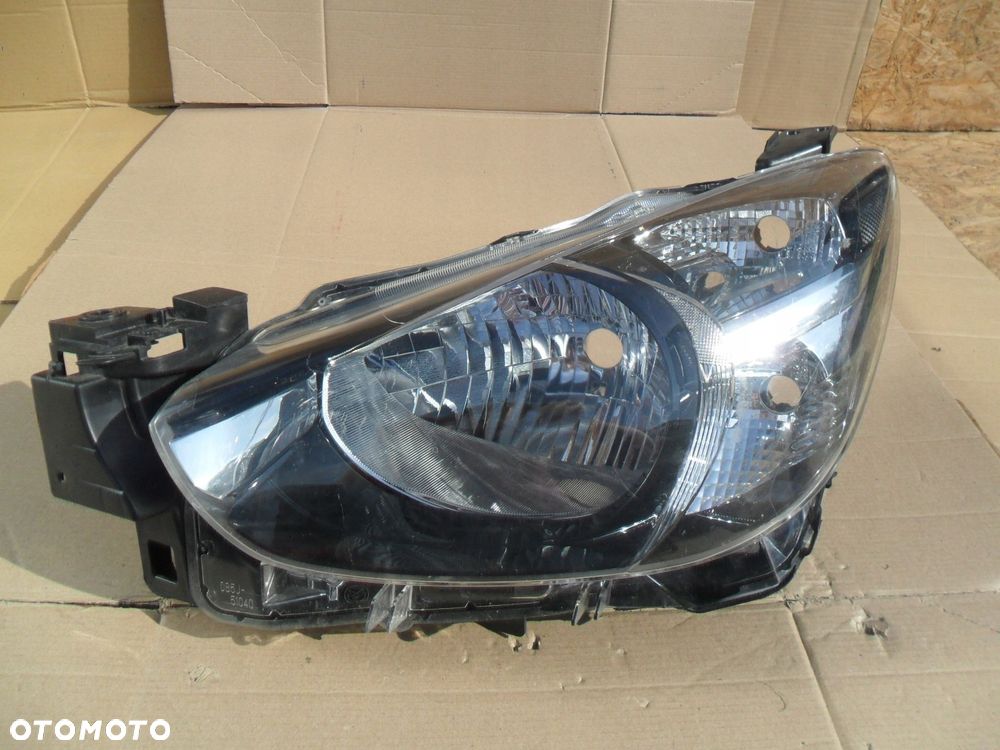 mazda 2 lampa lewa zwykla - 11