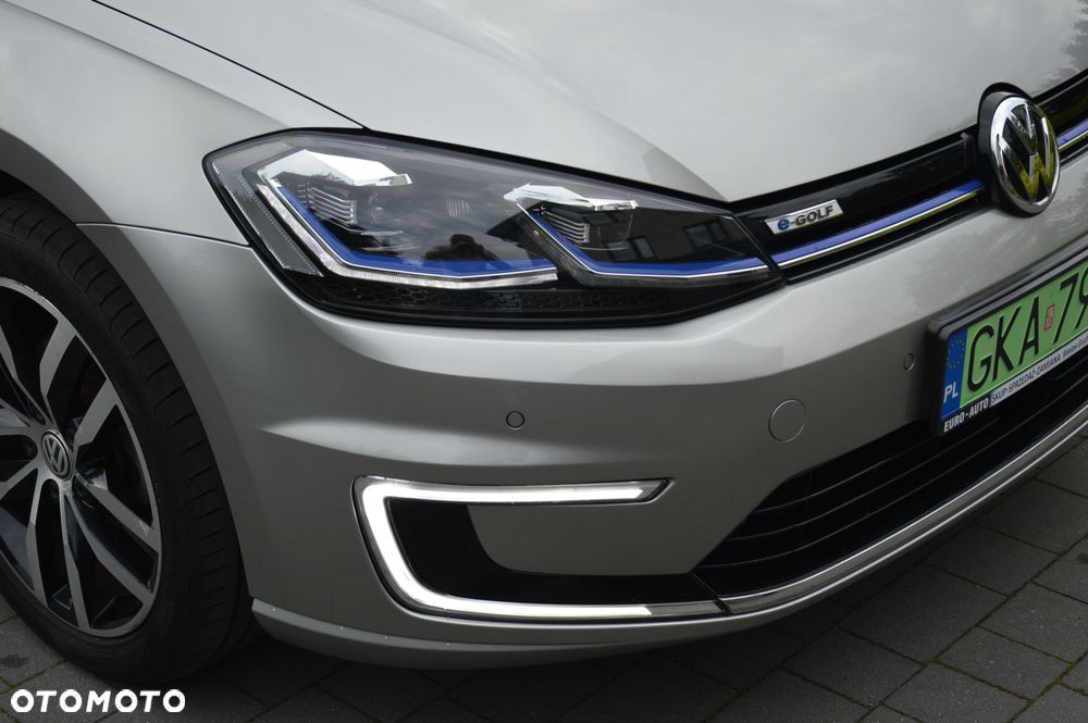 Volkswagen Golf - 14