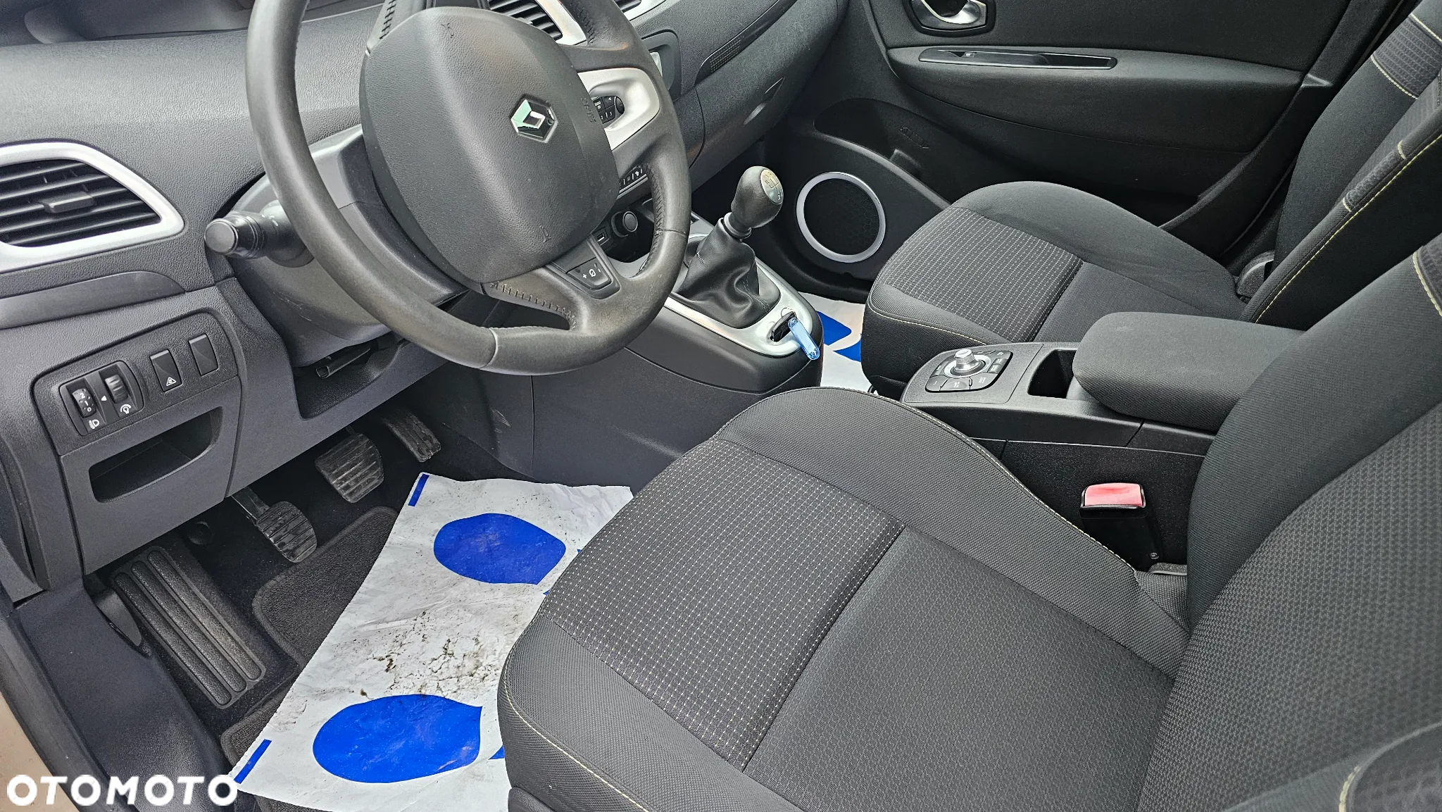Renault Grand Scenic Gr 1.4 16V TCE Privilege - 18