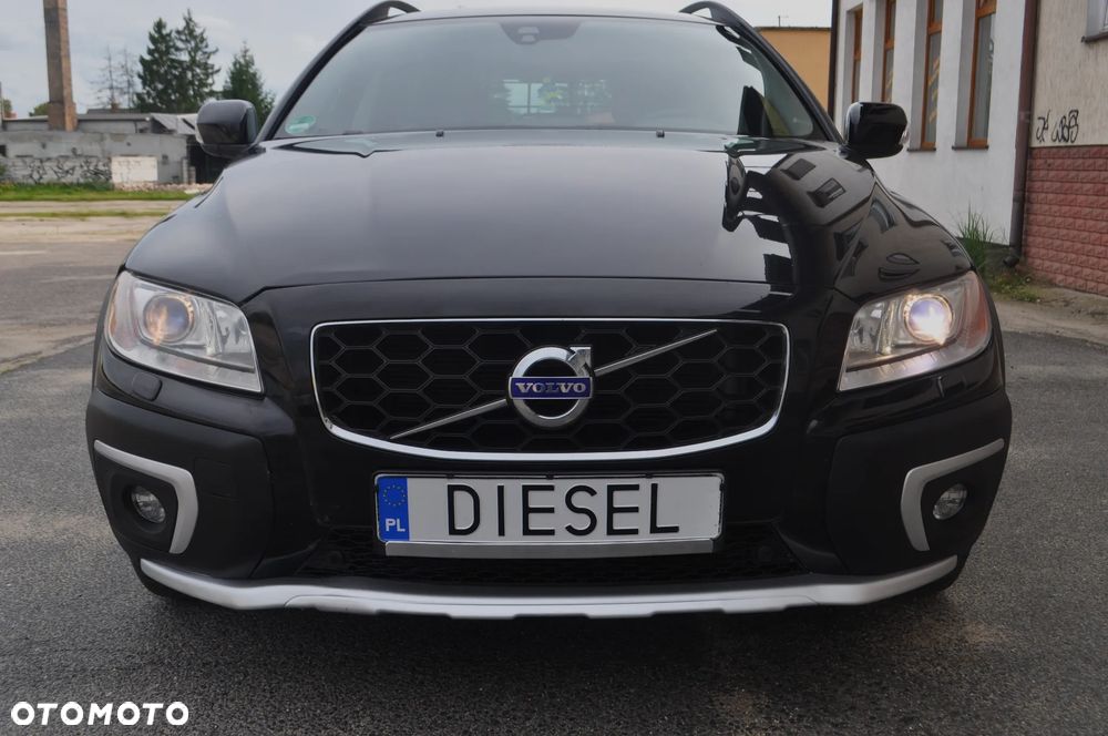 Volvo XC 70 D5 AWD Geartronic Black Edition - 38
