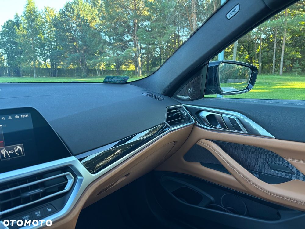 BMW Seria 4 M440i xDrive mHEV sport - 16