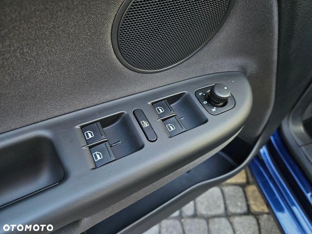 Volkswagen Golf Plus 1.6 TDI DPF Team - 7