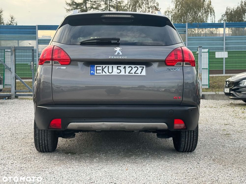 Peugeot 2008 - 12