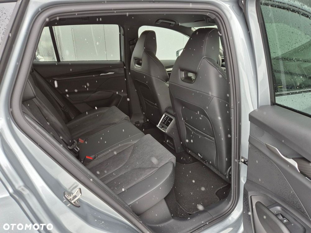 Skoda Elroq 60 63kWh Sportline - 13