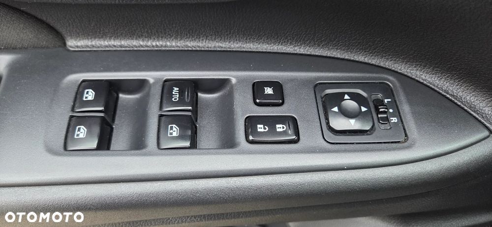 Mitsubishi Outlander 2.0 City Style 2WD - 22