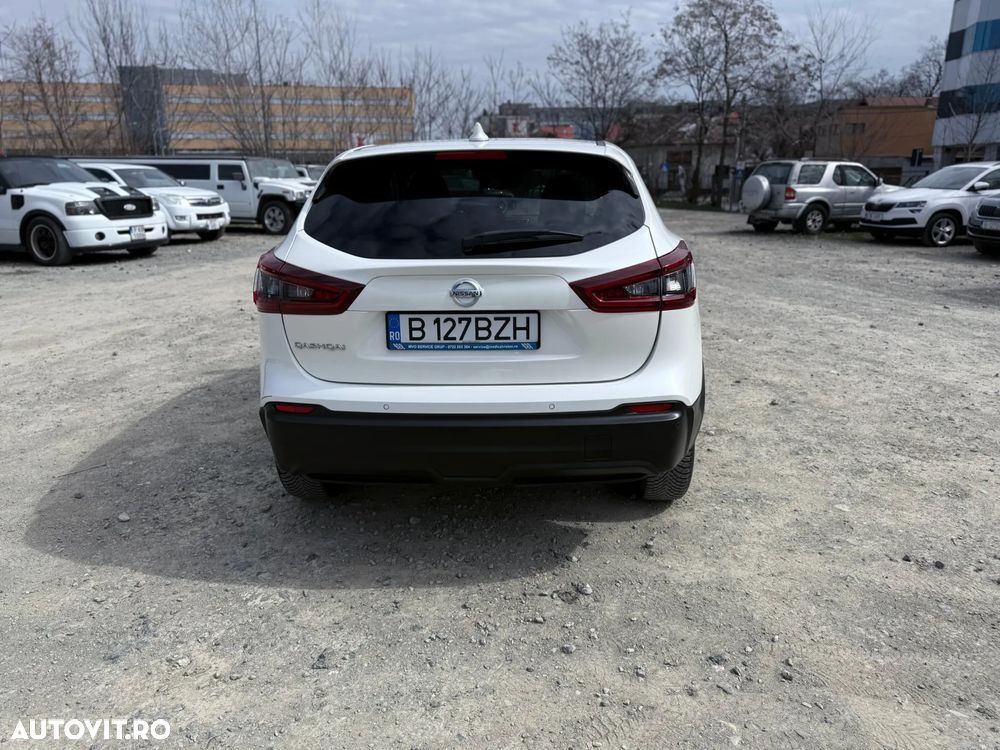 Nissan Qashqai 1.3 l MHEV X-Tronic Acenta - 9