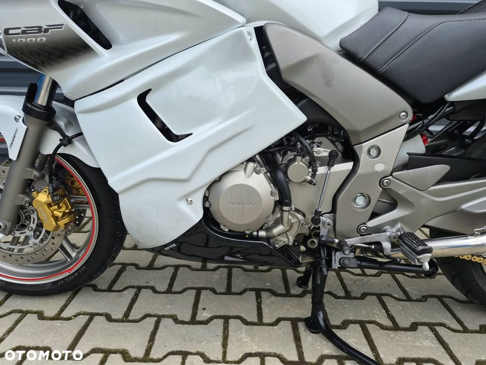 Honda CBF - 21
