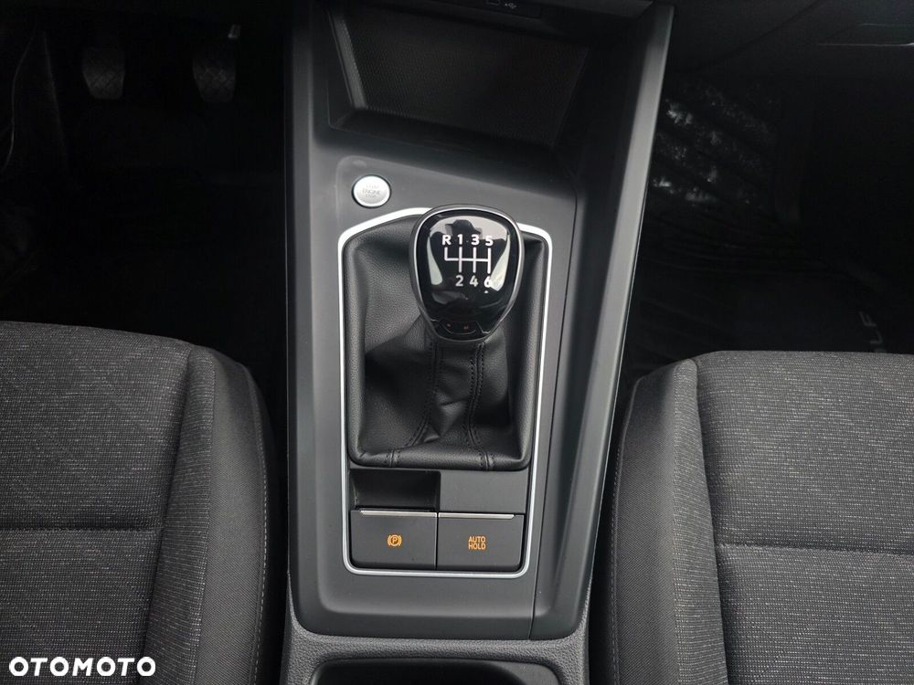 Volkswagen Golf 1.0 TSI Life - 21