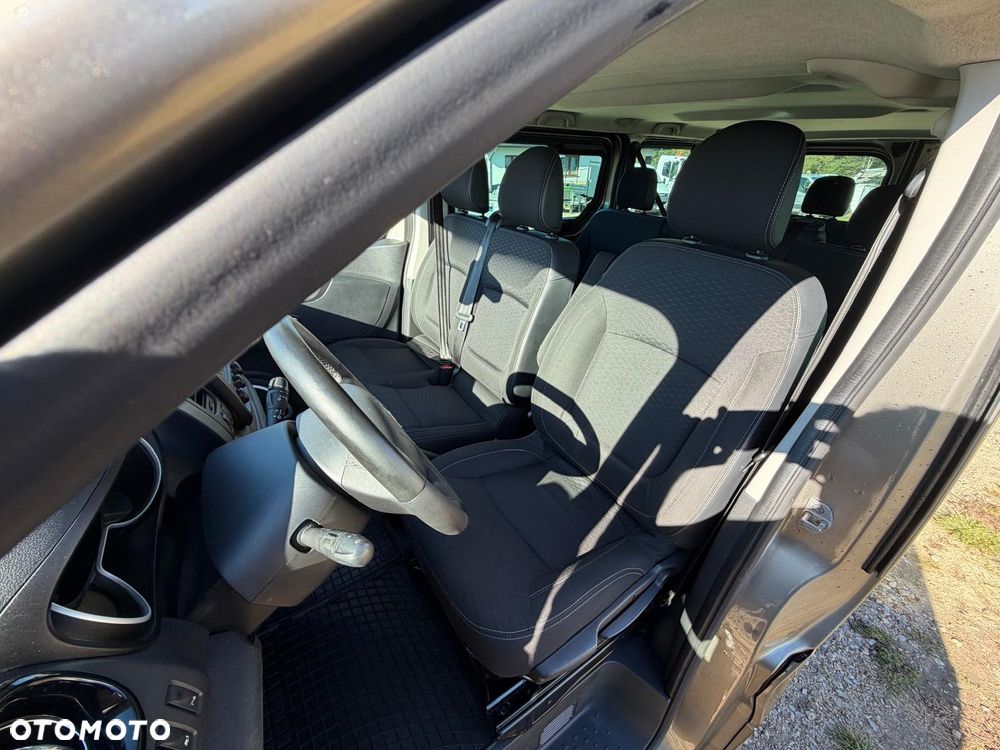 Opel Vivaro - 11