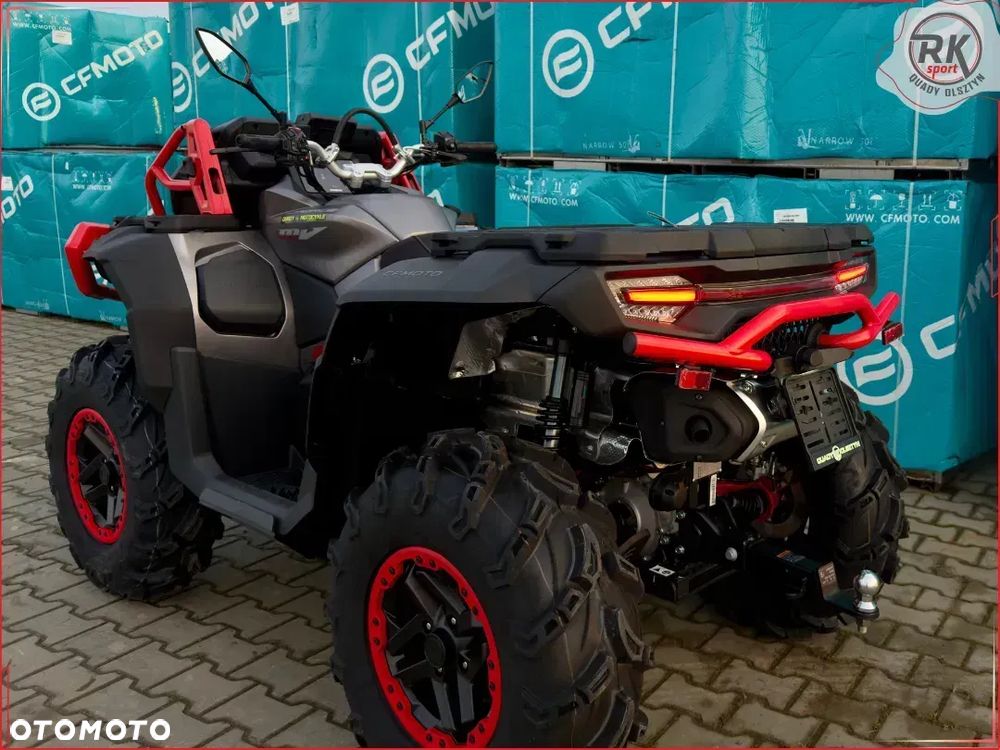 CFMoto CForce - 8