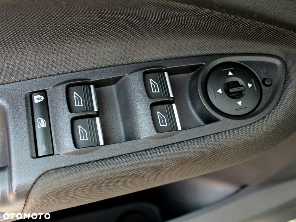 Ford Grand C-MAX - 21