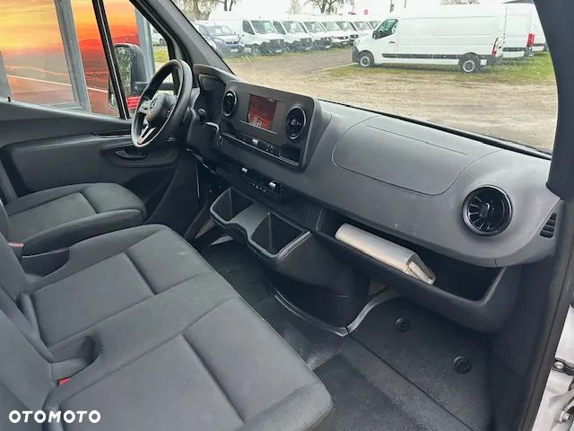 Mercedes-Benz Sprinter kontener +winda Automat - 14