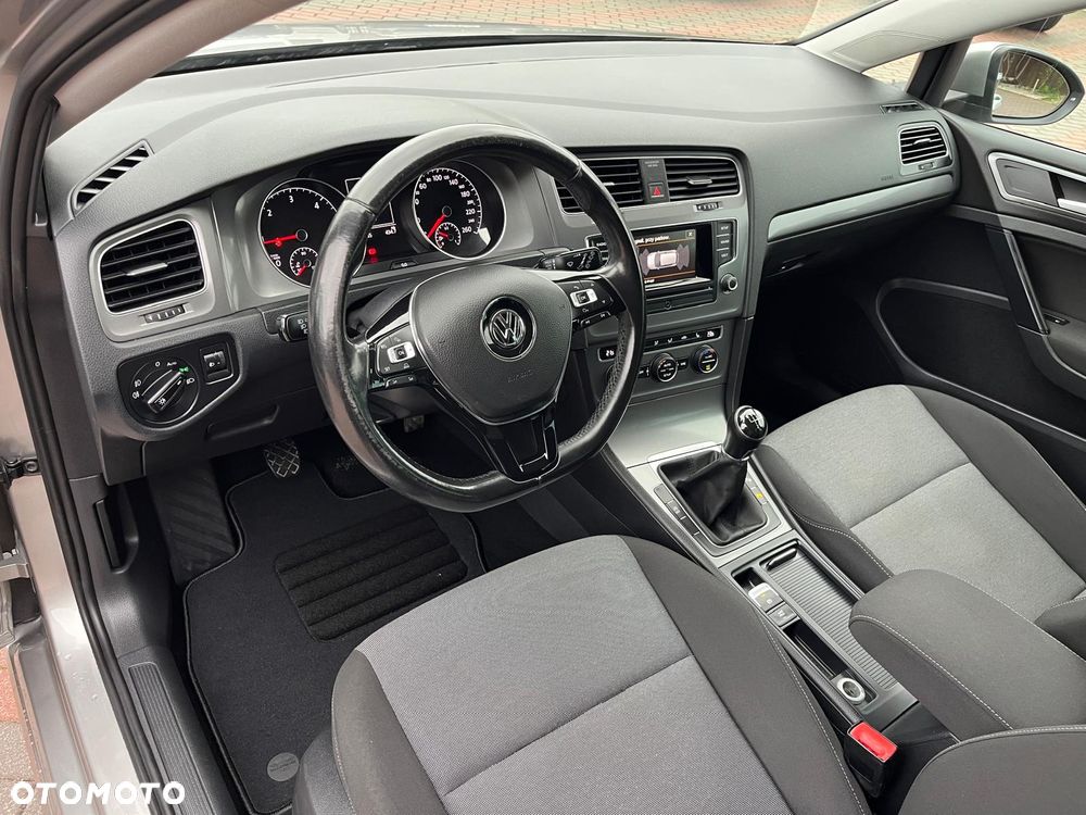 Volkswagen Golf 1.6 TDI DPF BlueMotion Technology Comfortline - 18