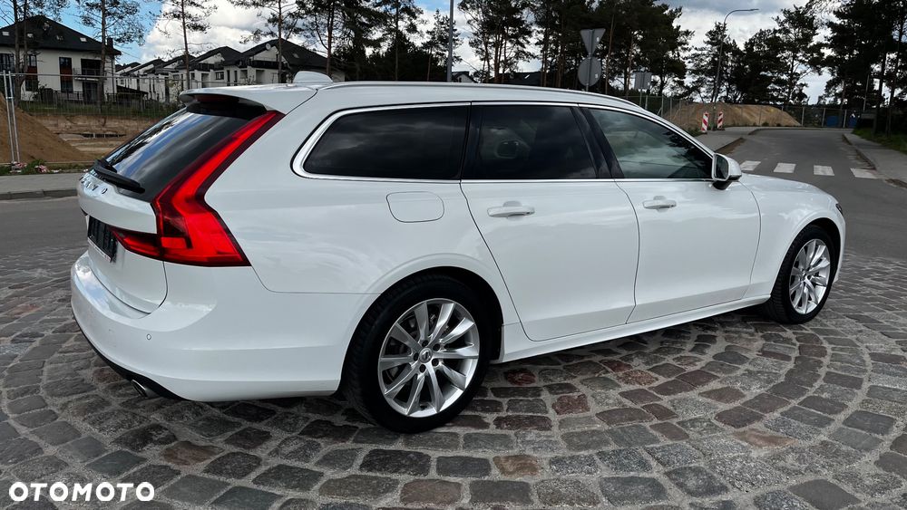 Volvo V90 D4 AWD Geartronic Momentum - 8