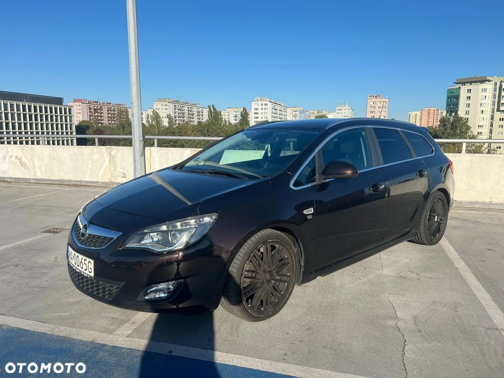 Opel Astra 1.4 Turbo Sports Tourer - 2