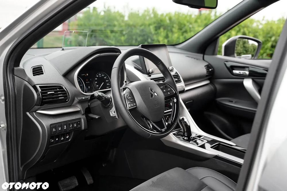 Mitsubishi Eclipse Cross Plug-In Hybrid 4WD Top - 20