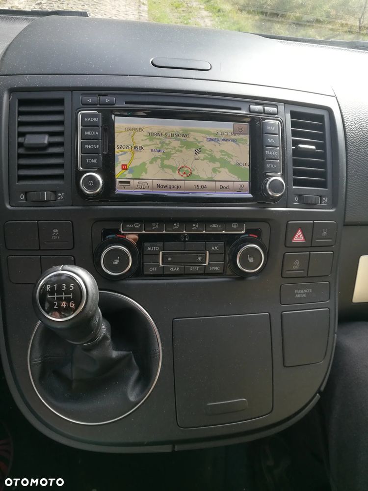 Volkswagen Multivan - 5
