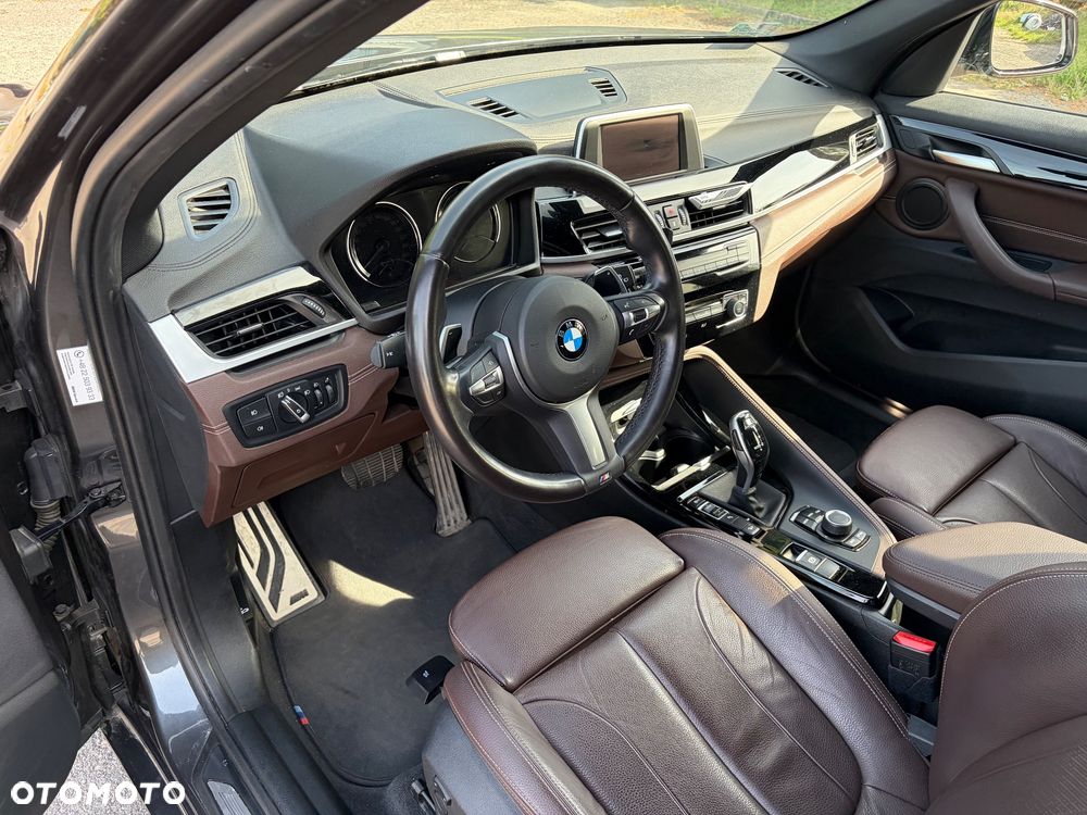 BMW X1 xDrive20i M Sport - 11