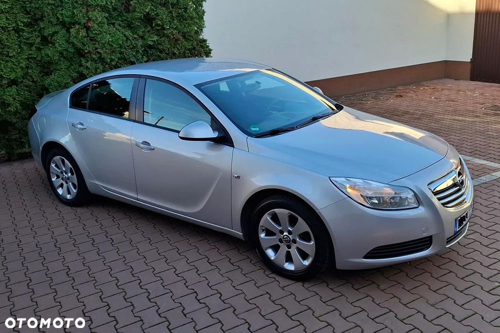 Opel Insignia 1.6 - 2