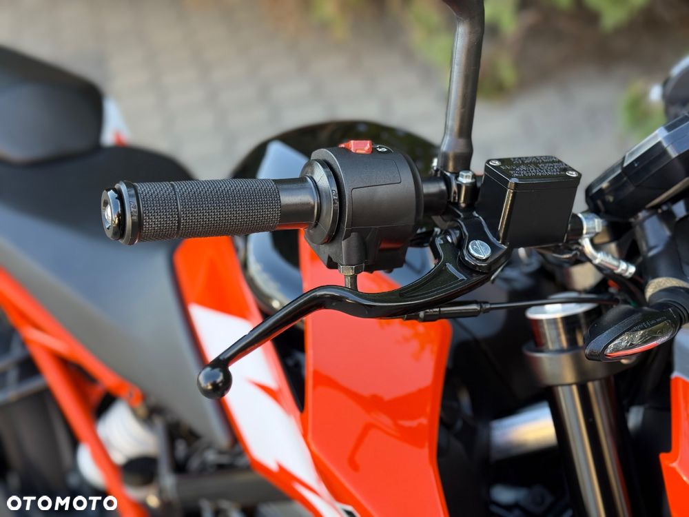 KTM Duke - 13