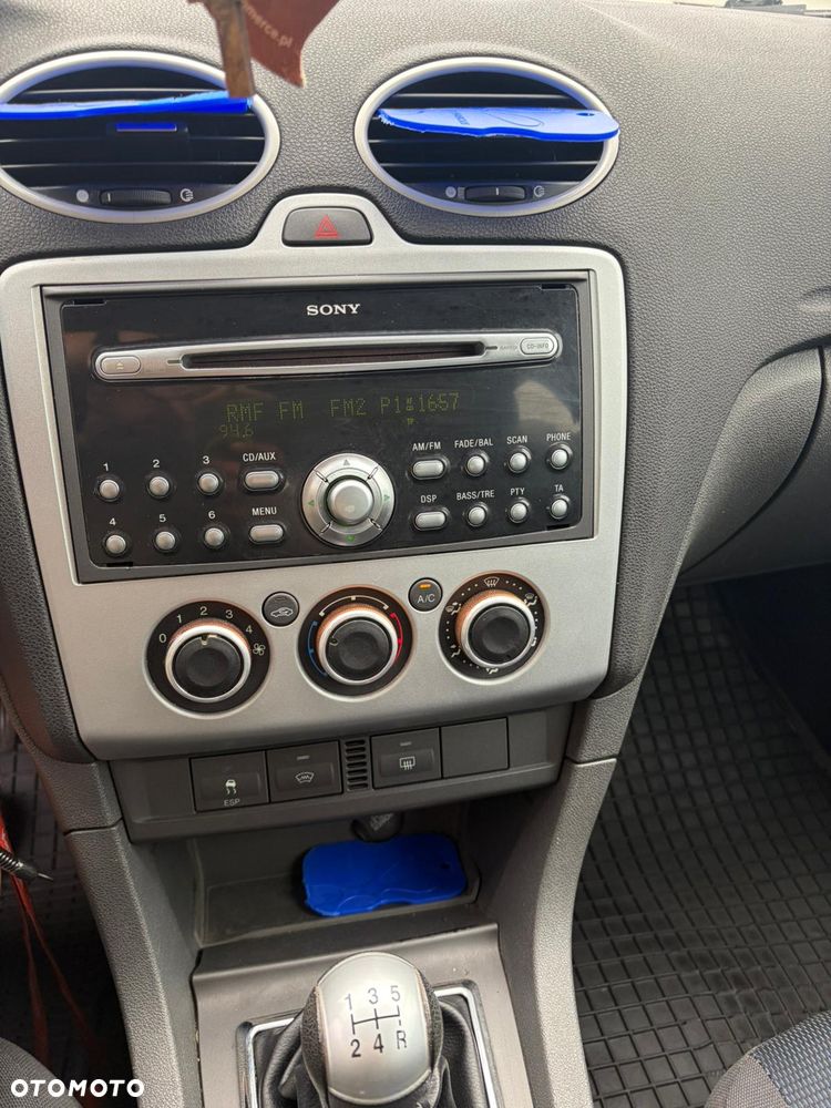 Ford Focus - 10
