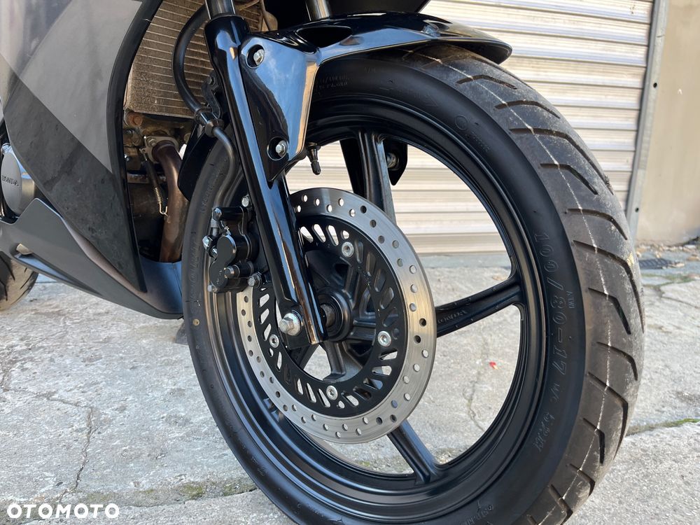 Honda CBR - 18