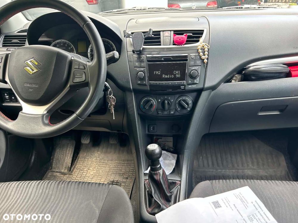 Suzuki Swift - 6