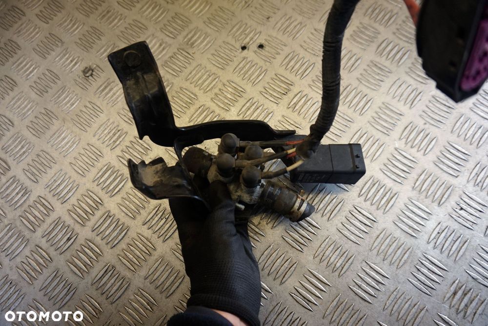 MODUŁ PRZEKAŹNIK ŚWIEC ŻAROWYCH X-TRAIL T32 III LIFT 1.6 DCI 215444BE0A 1106700Q0F 110673774R 0281003070 PODGRZEWACZ WODY NISSAN 2017-2021 - 3