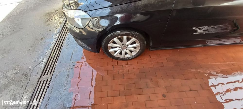 Mercedes-Benz A 160 CDi BlueEfficiency - 2