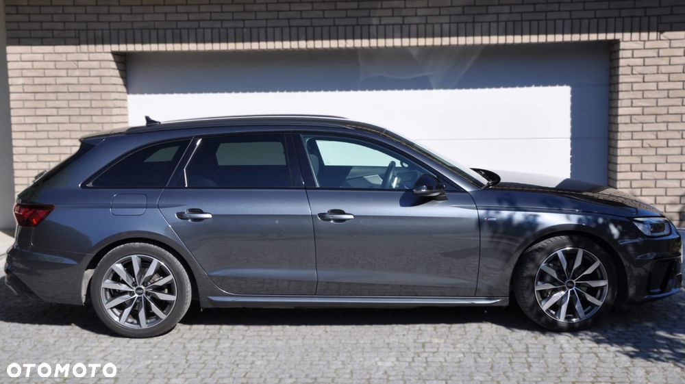 Audi A4 Avant - 23