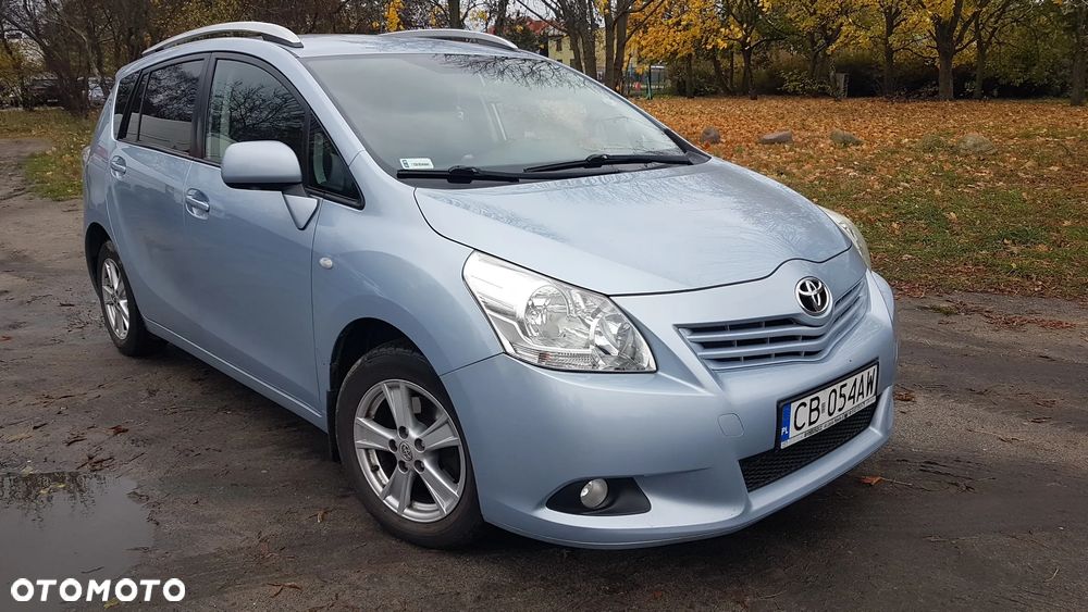 Toyota Verso 1.8 Sol 7os - 8