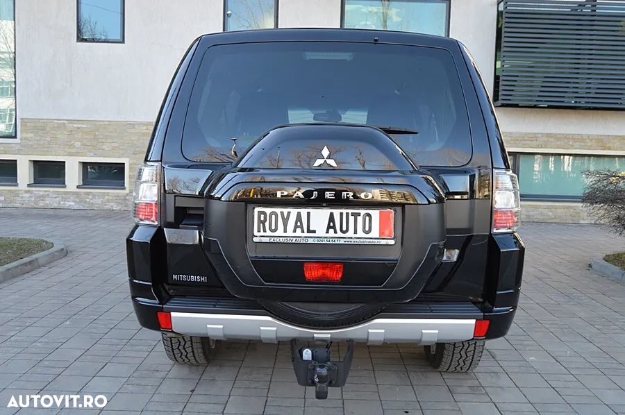 Mitsubishi Pajero 3.2 DI-D Instyle - 15