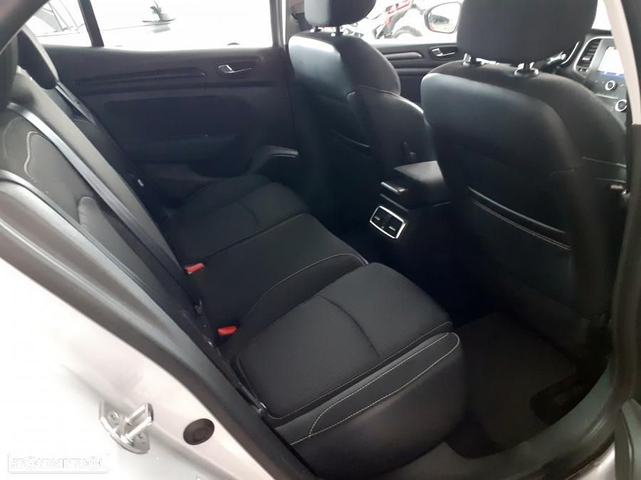 Renault Mégane 1.5 dCi Intens - 40