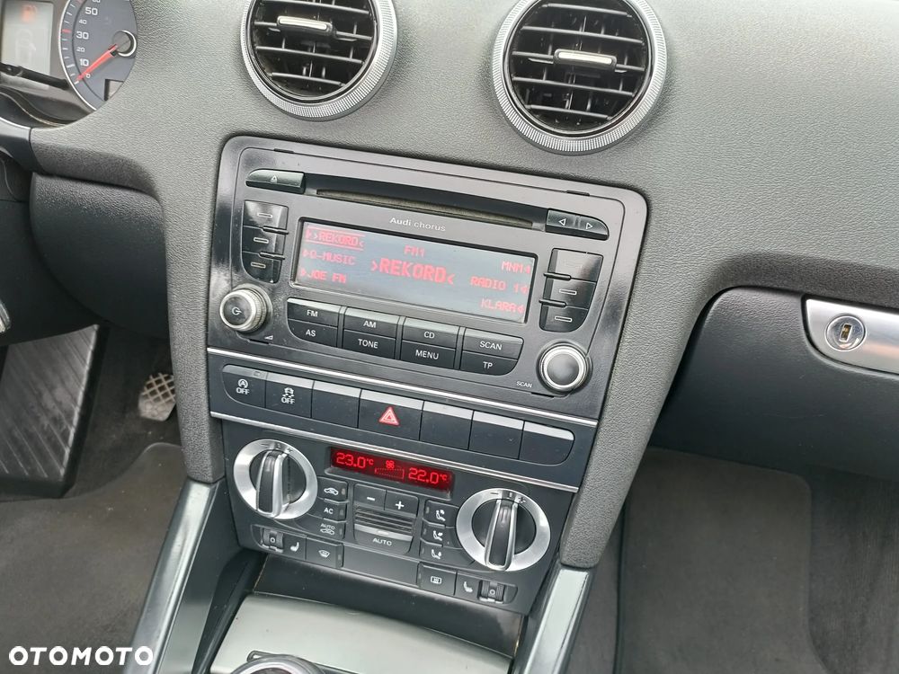 Audi A3 Cabrio 1.6 TDI DPF Attraction - 19