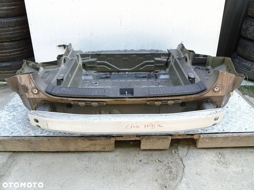 pas tylny wanna honda civic ix yr578m kombi - 2