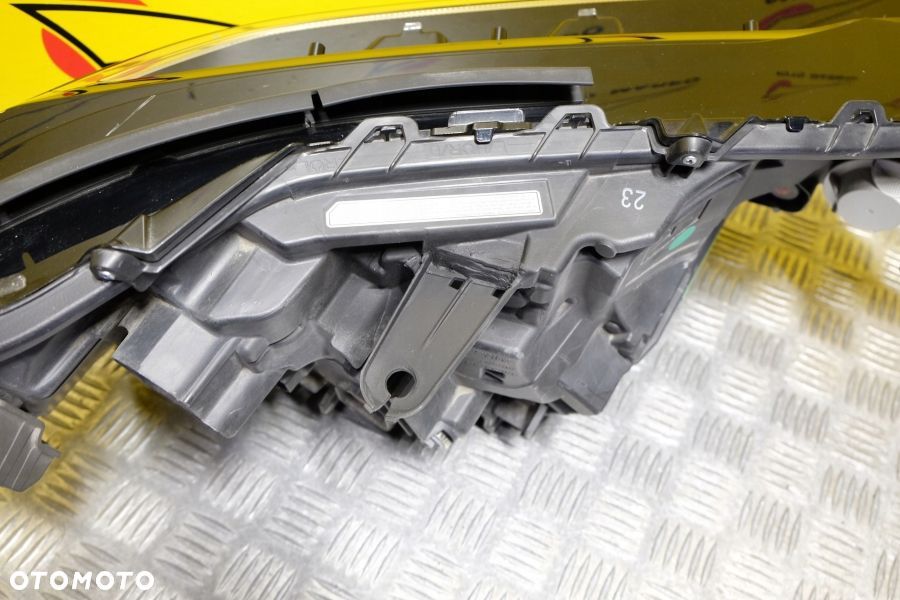 TOYOTA BZ4X 2022 2023- REFLEKTOR LAMPA FULL LED LEWA USA - 7