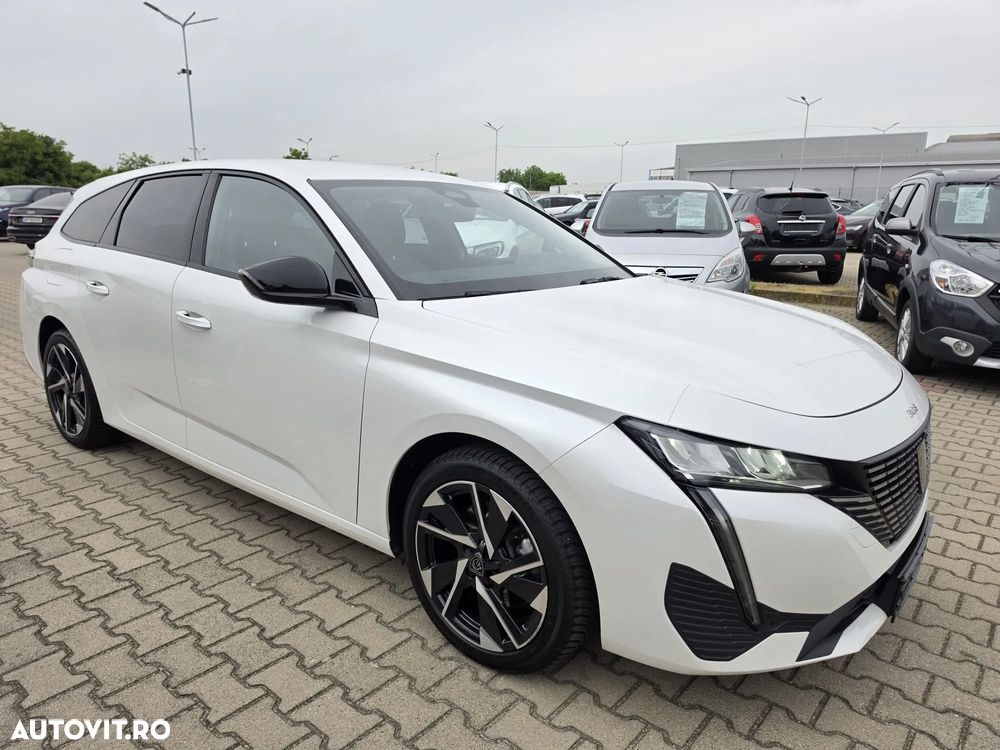 Peugeot 308 PureTech 130 EAT8 Allure - 12