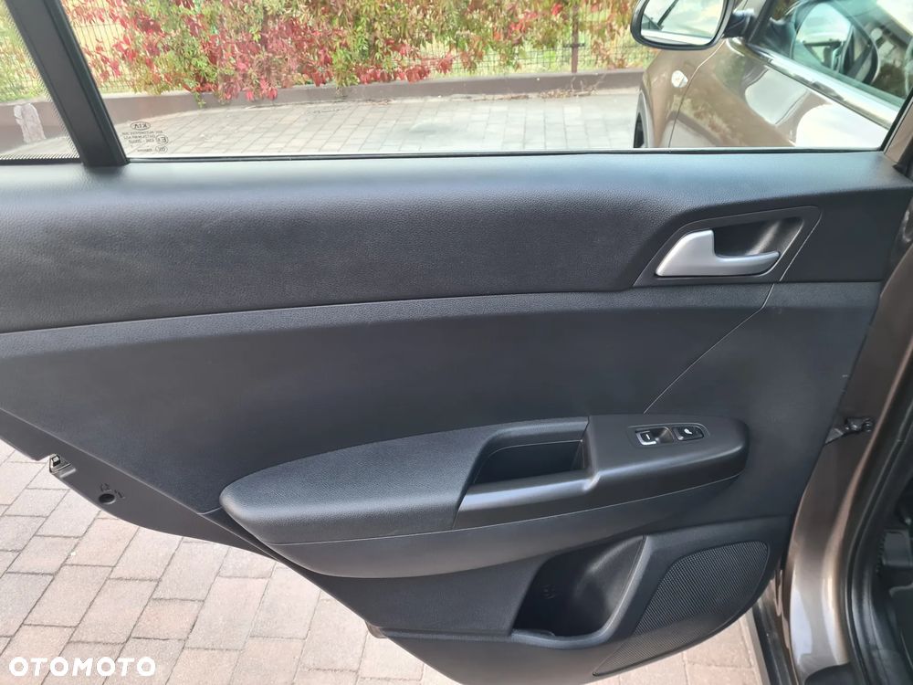 Kia Sportage 1.6 GDI M 2WD - 21