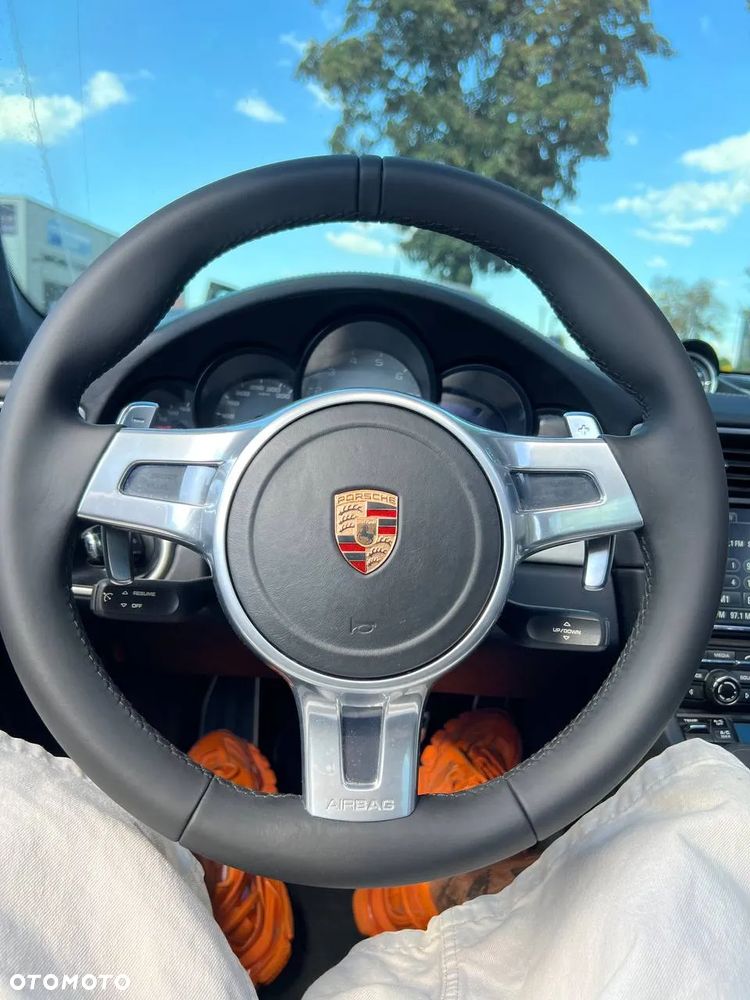 Porsche 911 Carrera 4S PDK - 21