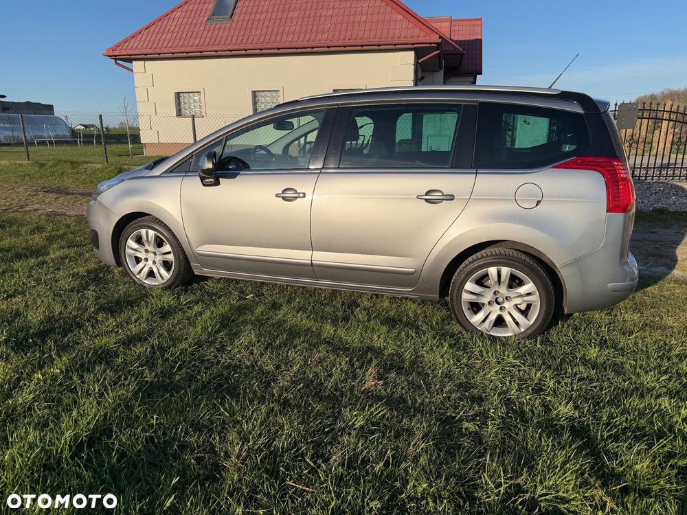 Peugeot 5008 HDI 150 Allure - 4