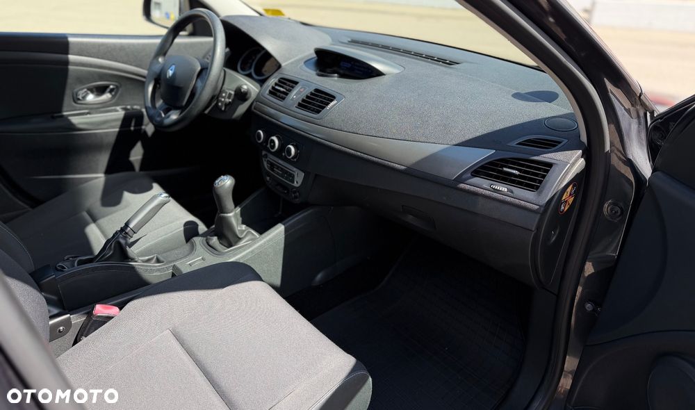 Renault Megane 1.6 16V 100 Authentique - 16