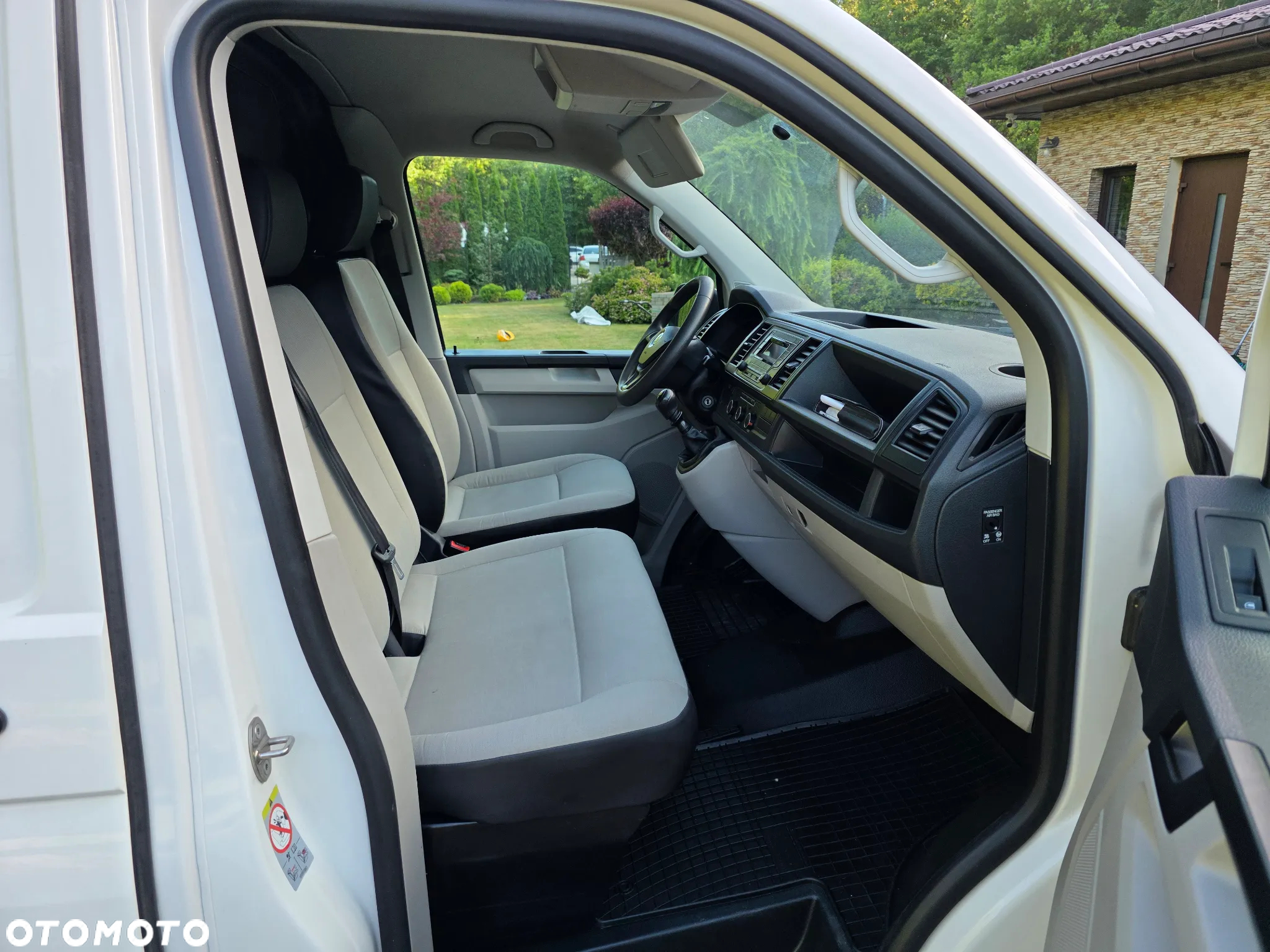 Volkswagen Transporter Long L2H1 - 15