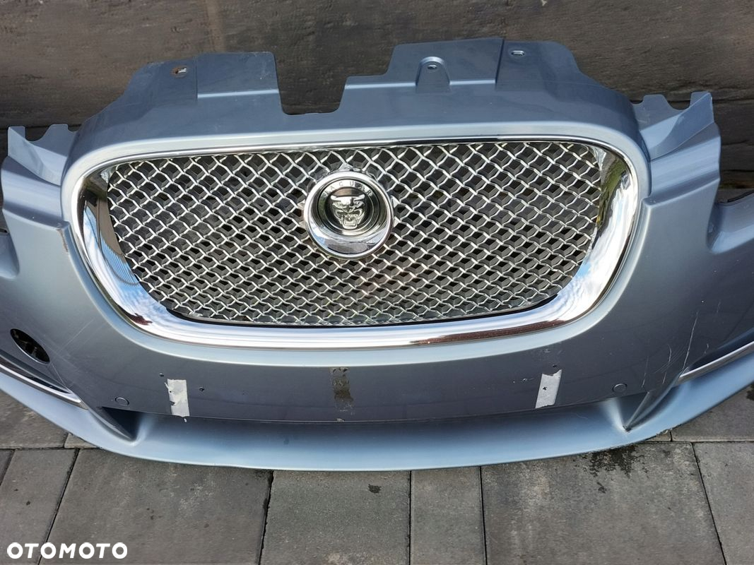 ZDERZAK PRZEDNI PRZÓD JAGUAR XF X250 - 5