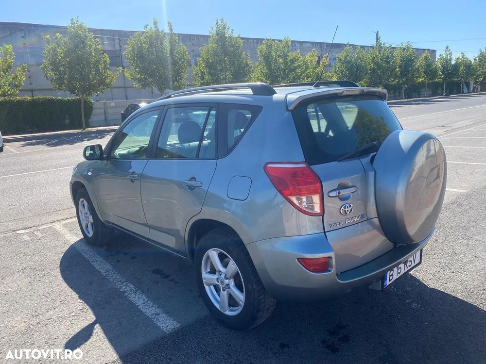 Toyota RAV4 2.2 D-4D Confort - 15