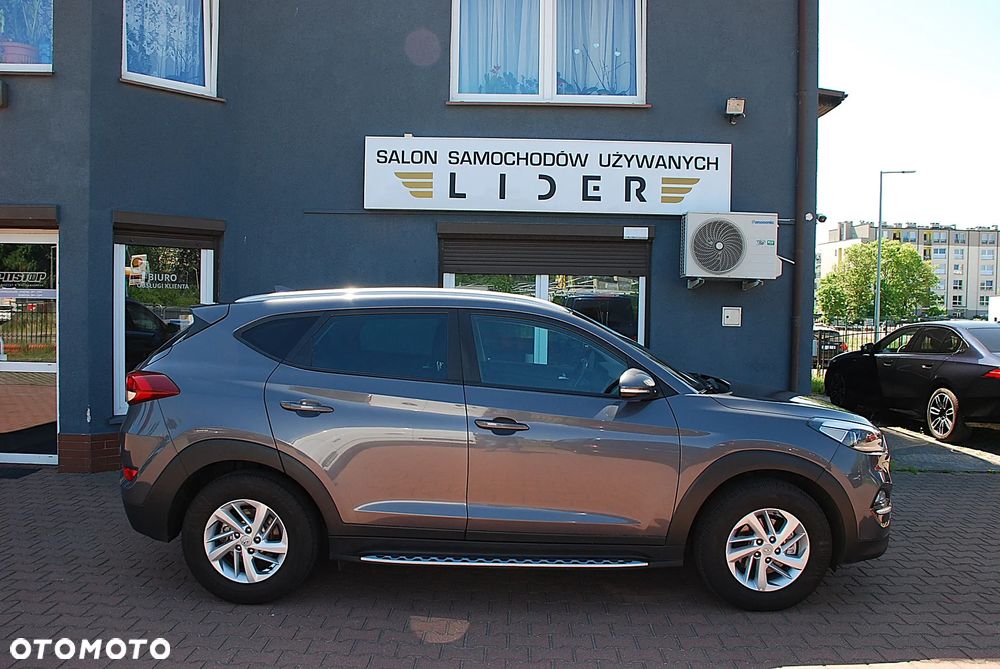Hyundai Tucson blue 1.7 CRDi 2WD Style - 12