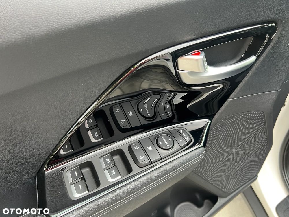 Kia Niro 1.6 GDI Hybrid L Business Line - 22